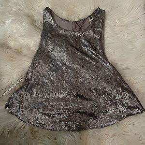 BKE boutique sequin bling nwot cute top open back